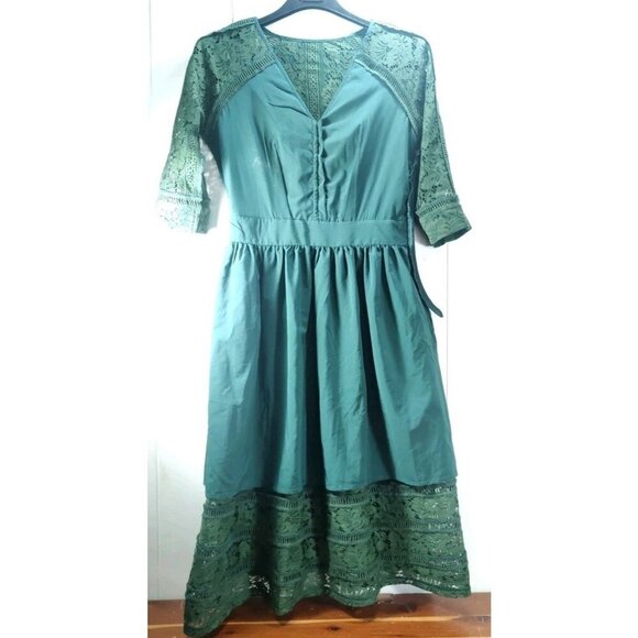 Metisu Dress Forest Green Ivy Lace Pattern Lined Overlay V-neck Size S - Picture 13 of 16